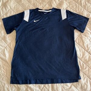 Nike Men's Navy and White Short Sleeve Tee